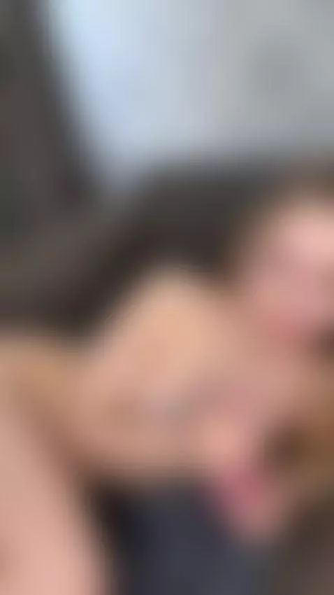 Got a FREE naughty treat for you 🍭 DM "😋" on OF, link in bio... by reiraqx