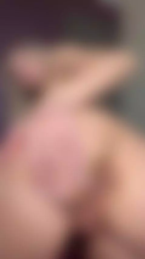 I want a juicy cock dripping all over me by blondiemasha