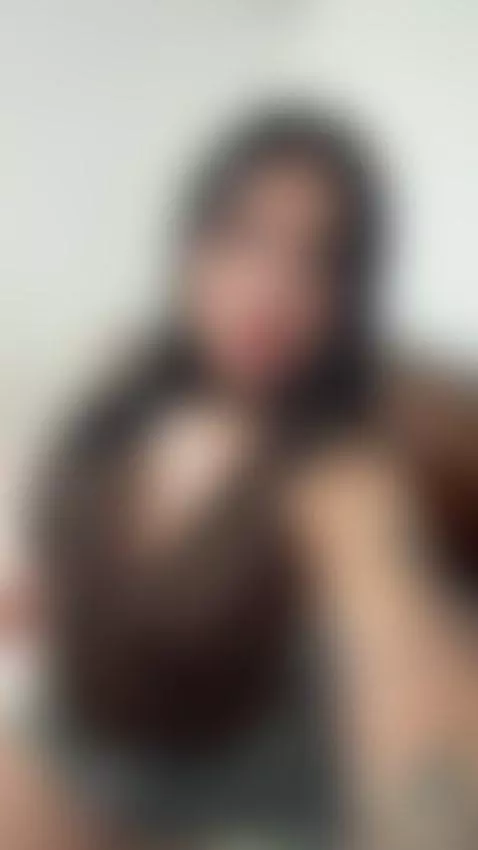 https://es.chaturbate.com/b/miia__rose/  ✨ Hello, love! 💕 I ... by miia-rouse