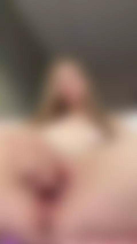 Stroke my pussy till I get wet and make me cum by annabellerose