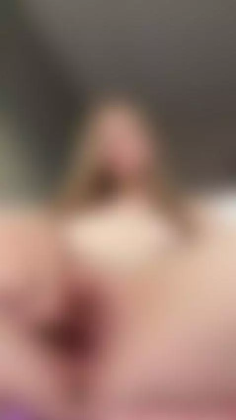 Picked my dildo for a quick tease, exactly where my thoughts... by annabellerose