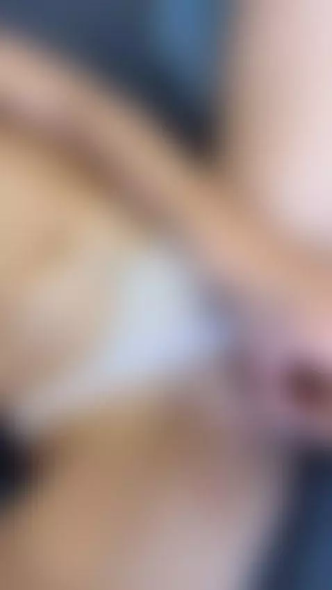 I want to convince you to give me your juicy cock by erikaas