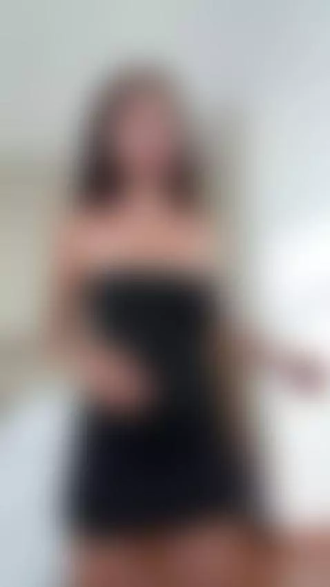 Come give me something thicker to fuck my tight pussy with by evaabb