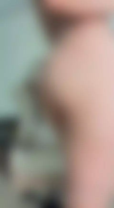 My ex said my ass was to small by michellemiiles
