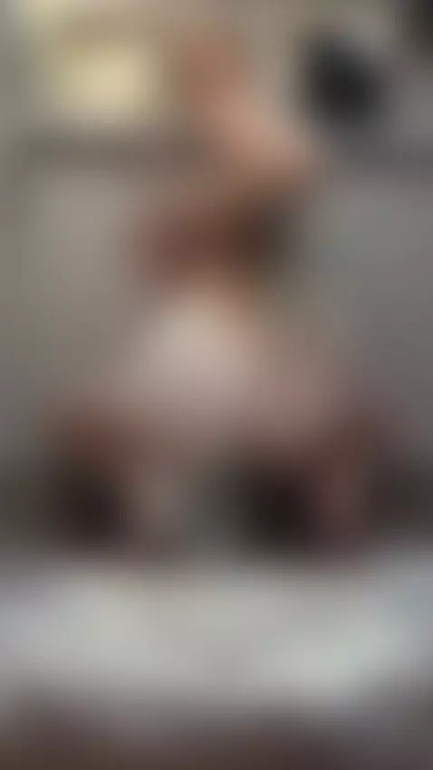 A little tease before the real show by bunnyxboo