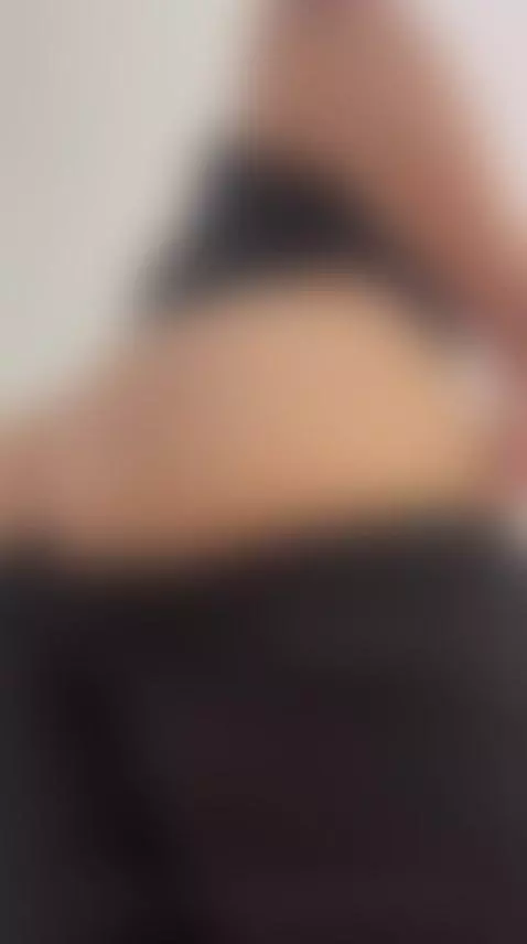 Can I use your face as a chair? to make my pussy wet by evvamoon4u