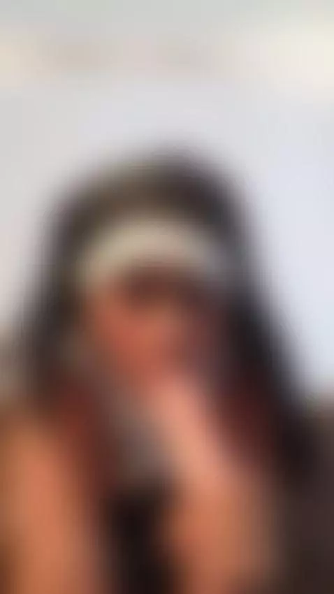 live now. I'm going to record with a follower by evvamoon4u