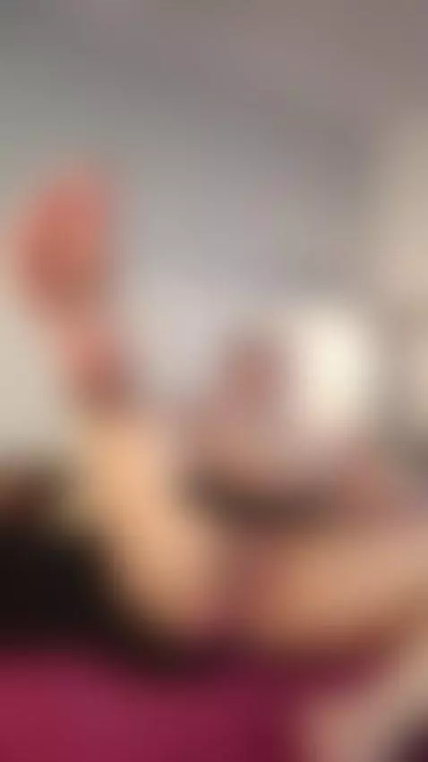 spanking my wet slutty pussy 💥🌸 by alanawesst