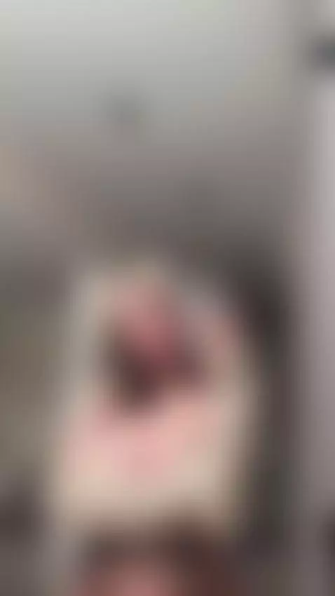 BBY^I left something for you there💫
https://onlyfans.com/flo... by flora-cute