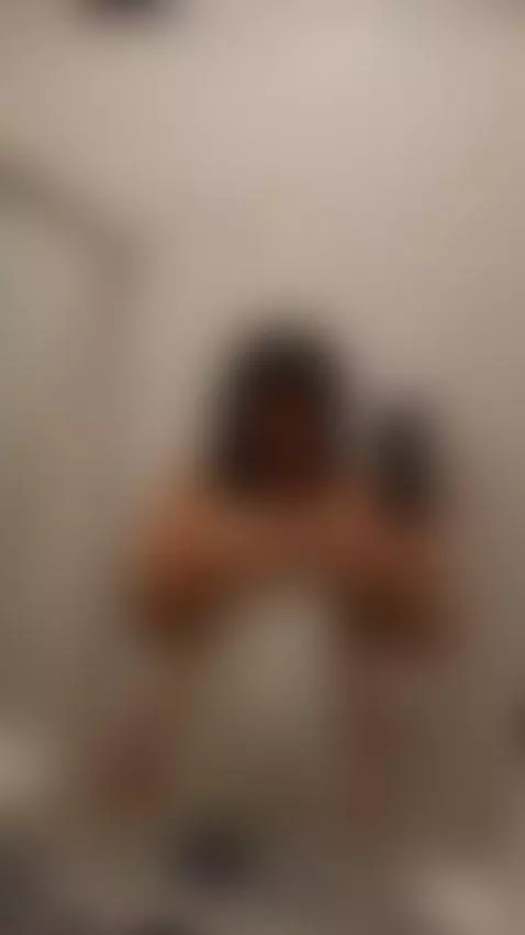 I just got out of the shower, I hope the towel doesn't fall ... by quennxxx