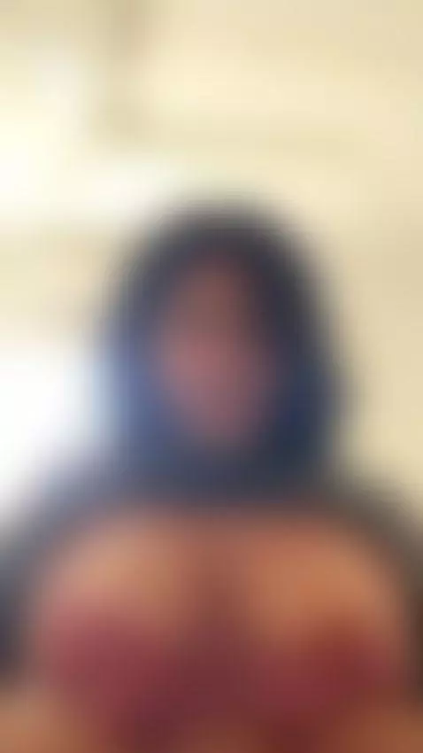 New video available on OnlyFans and Fansly!! by quennxxx