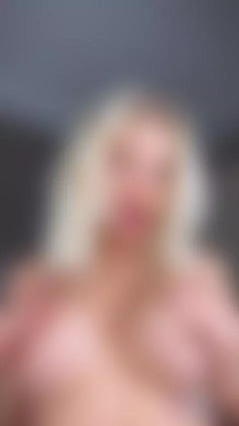 You gonna swallow or just stare at these tits? 🤤 by dianabarbie