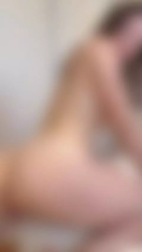 Wet curly hair looking back while her oiled ass and dripping... by babyyviolettt