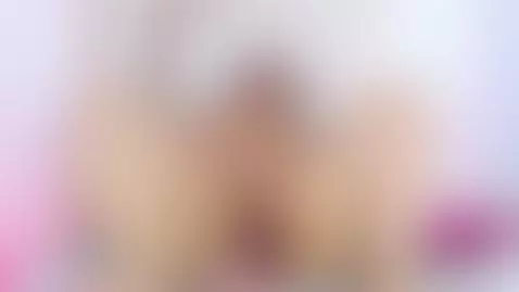 https://es.stripchat.com/Naomi_curvy69
https://chaturbate.co... by naomi-curvy69