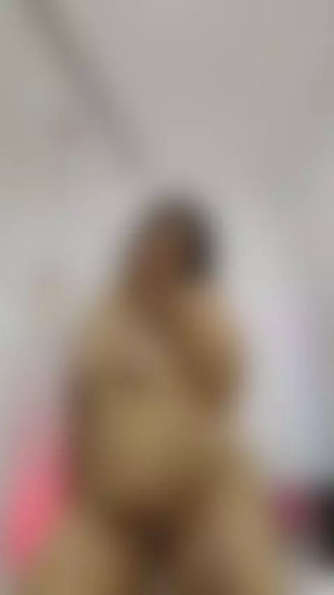 https://es.stripchat.com/Naomi_curvy69
https://chaturbate.co... by naomi-curvy69