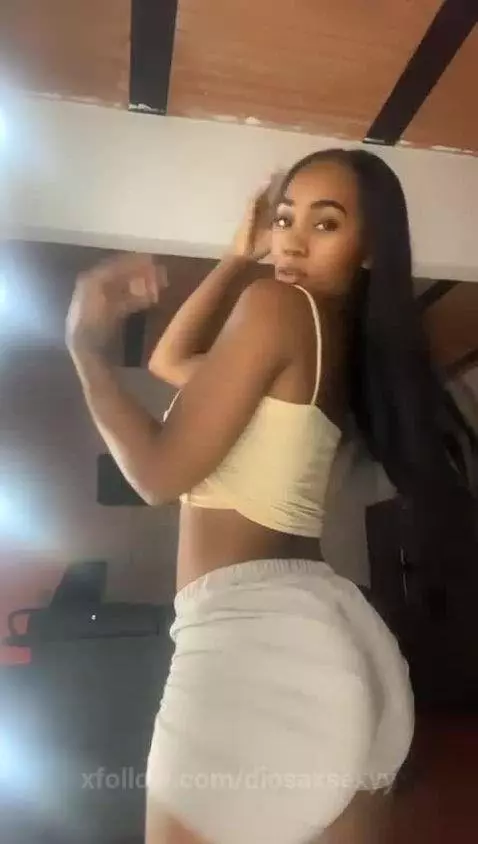 mmmm sexy dance..follow me  in instagram:  diosa.xsexy by diosaxsexyy