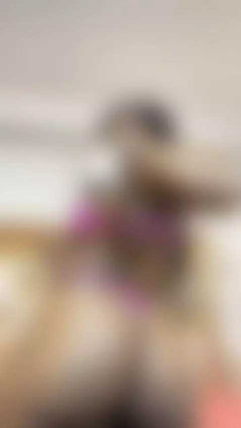 me pones cremita?🧴😋 by diosaxsexyy