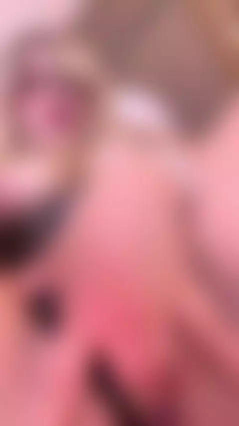 I'm online in camsoda come and eat my pussy by kiimtyler