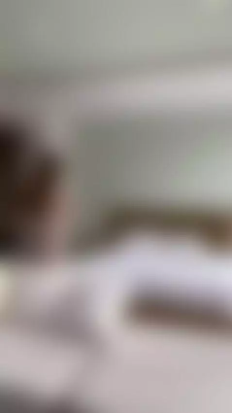 Naked girl bouncing on the bed with her back turned 🥵 by aalisaa
