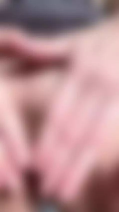 Im bent over and begging for you to fuck me hard 😘 by aalisaa