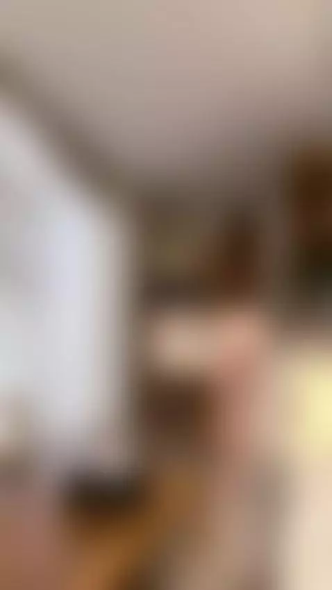 Curvy girl bends over kitchen counter begging to be taken 🥵 by aalisaa