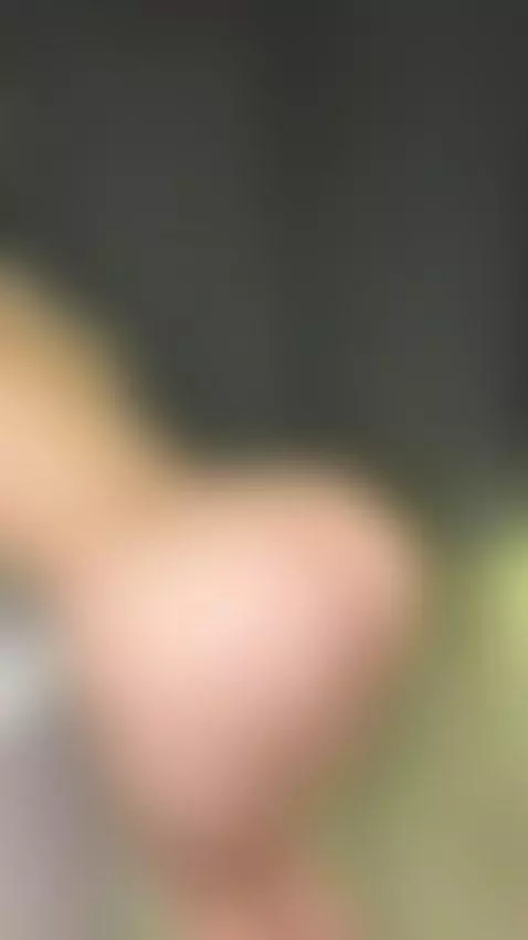 Just a little tease before I make things messy 😇💦 by terrykiss
