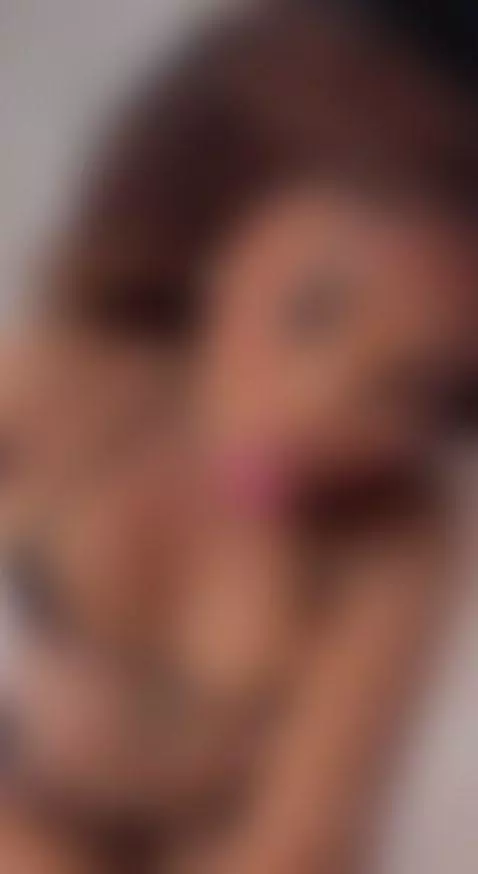 Body tour + show tits by aria-foster