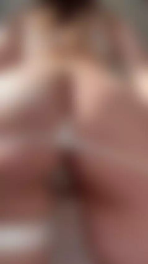 💋Hot brunette with long hair teasing 🔥 Join OF by sophiefaye