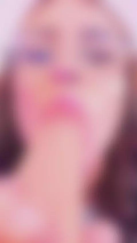 How about I give you a quick suck? 💋🍆 by samanthafairyy