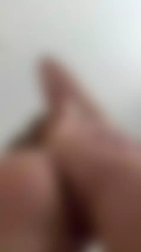 Think you could behave while I finger my pussy with nothing ... by kristiik