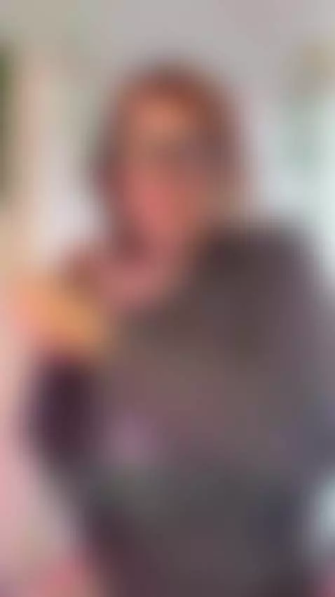 wanna chat or do something fun together? click link 🤎 by vanlily