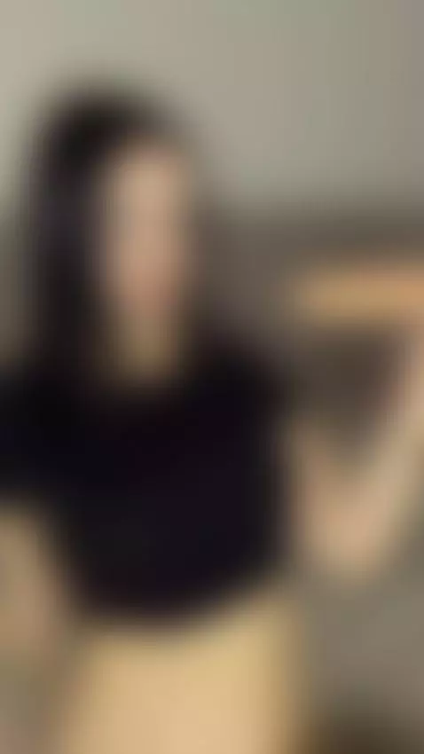 BBY^Your little secret is on OF🤫
https://onlyfans.com/evie.r... by eviereiss