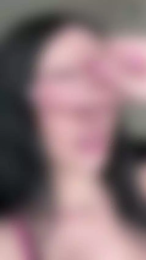 BBY^I left something for you there💫
https://onlyfans.com/evi... by eviereiss