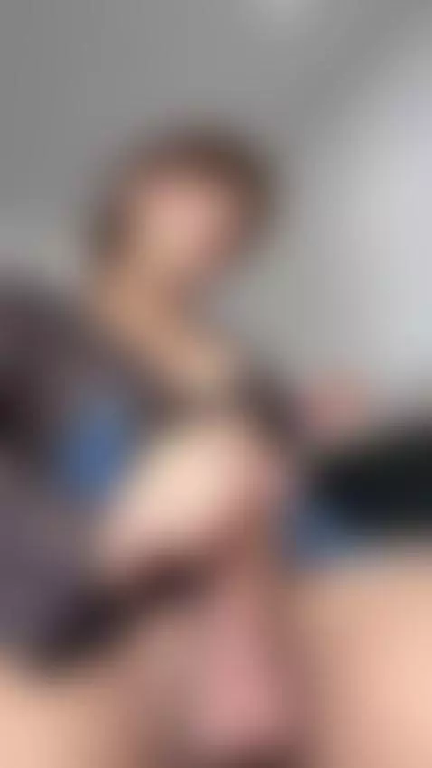 Im riding you hard and begging for more by noemits