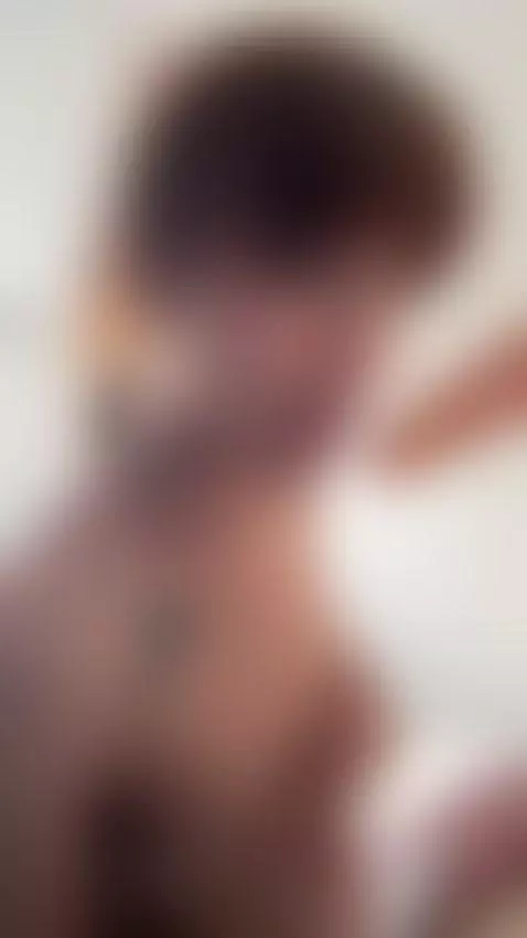 Im sucking this dick like I own it 😳 by noemits