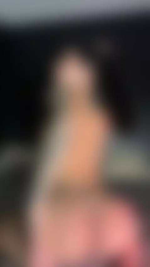 I turned around because my ass deserved your full attention by milanoir