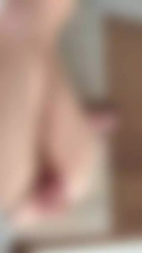 I want your fingers deeper in my pussy while your mouth keep... by sexyoxi