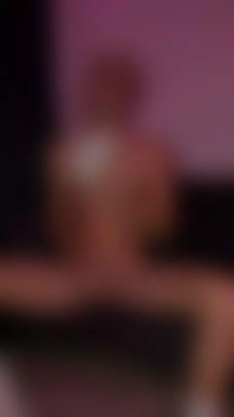 Eager slut. Will suck and fuck anyone who asks by avanphoenix