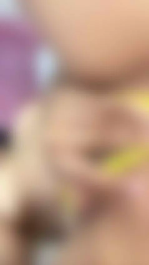 squeezing my tits just to tease you 🤭🔥 by zoejohnsxxx