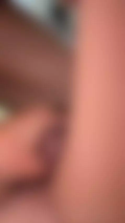 cum on my pussy🤤 by goldencurves