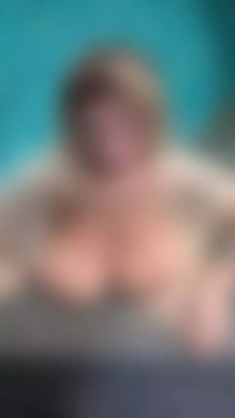 Think you could behave while I flash my tits if I moved even... by dilylabloom