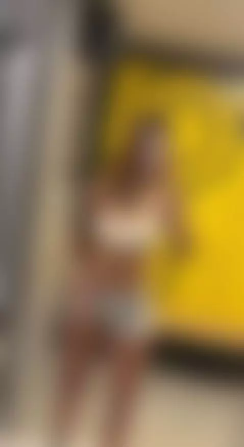 I REALLY WANT TO DO SOMETHING NAUGHTY AT THE GYM by cassideypalmer