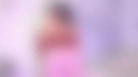 Pregnant young woman dancing for attention! 😏🔥
¡Una joven em... by noalawrence