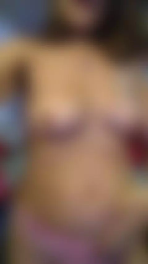 A sexy Latina like me by abril-sexx
