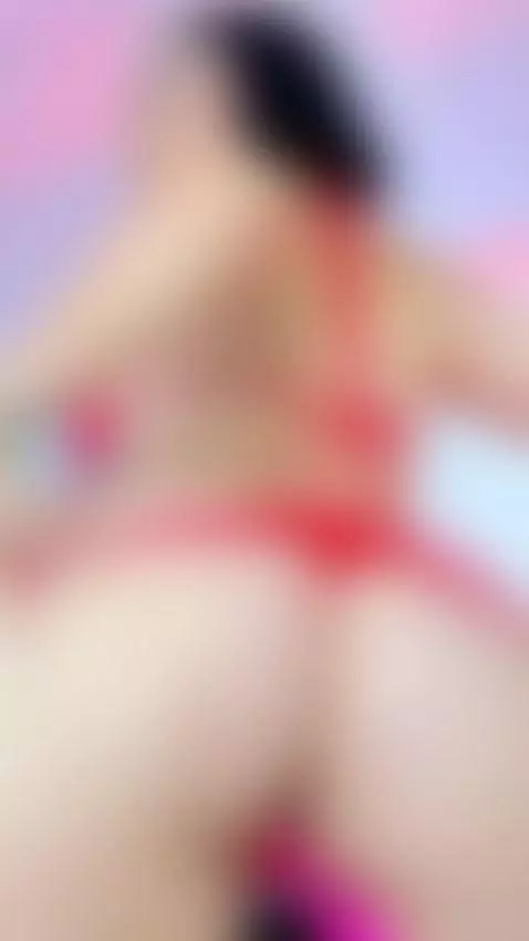 Lets  spank this big ass by aurabaker
