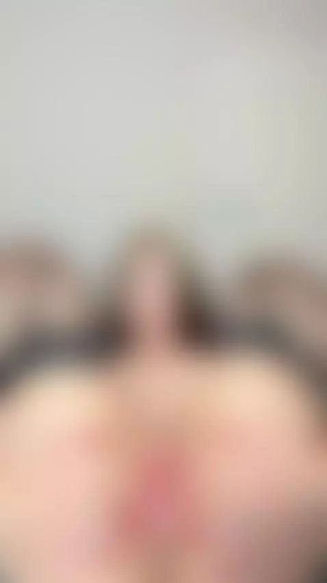 The full view from the front stayed in view while I kept spr... by dreamlunaa