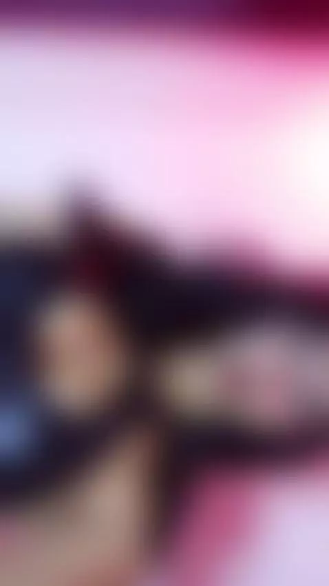 https://ELLIEROUZ.cammodels.com
https://MFCsha.re/Ellierous by ellierous