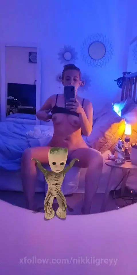 Happy Sunday! See you live camsoda.com/nikkiigreyy by nikkiigreyy