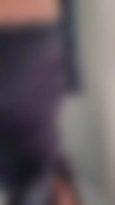 https://stripchat.com/lara_reynolds/follow-me by lara-reynolds
