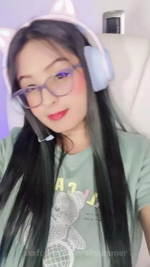 Hi guys by alisummer